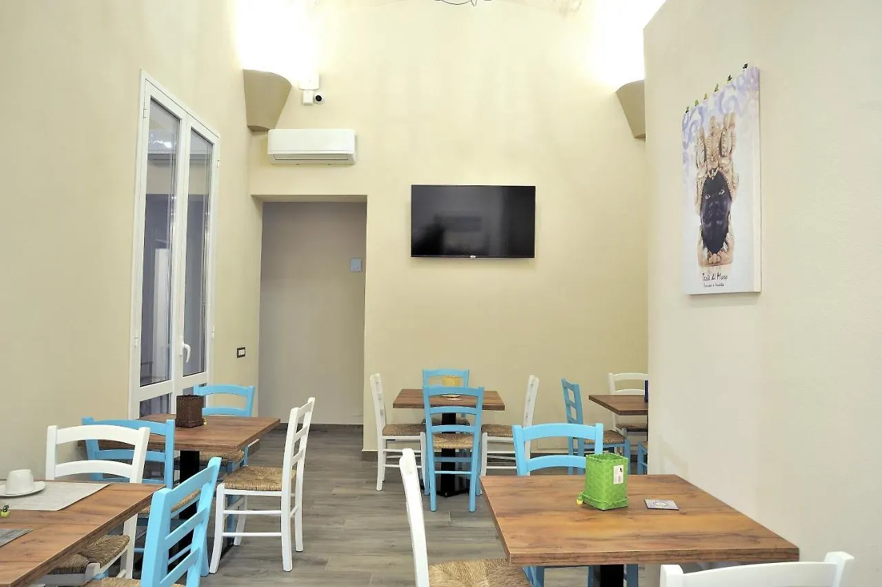 Bed and Breakfast Arsenale Porto Palermo
