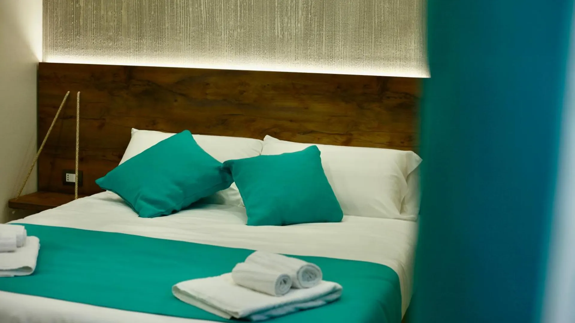 Bed and Breakfast Arsenale Porto Palermo